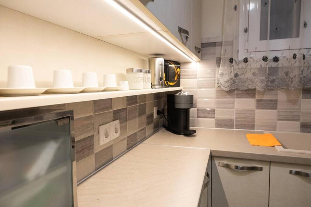 D3 Central Stylish Apartment โวโลส ภายนอก รูปภาพ